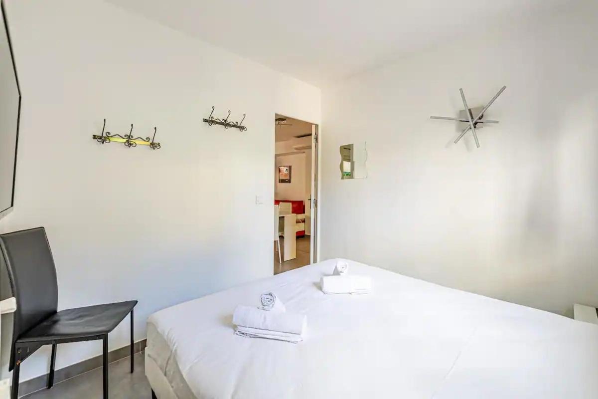 Appartement Superbe 3p 2chambres, 2terrasses Centre-ville, 4 Min A Pied De La Croisette Sas-meredith Loc